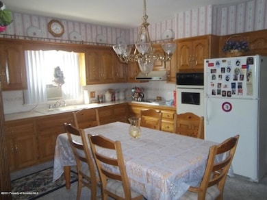 215 W Grace St unit 219, Old Forge, PA 18518 - photo 3