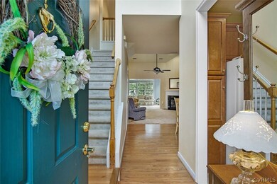 You enter this gracious home into a beautiful 2 st