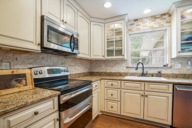 616 Monte Carlo Rd, Jacksonville, FL 32216 - photo 6