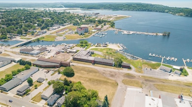 509 Lake St, Ludington, MI 49431 - photo 7