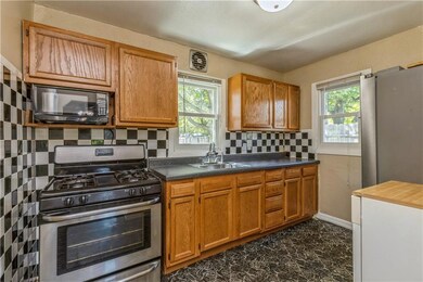 4420 Hickman Rd, Des Moines, IA 50310 - photo 4