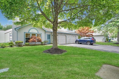 35 Hancock Ln, Manalapan, NJ 07726 - photo 2