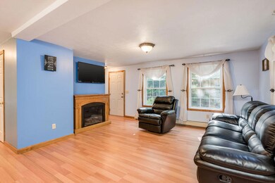 9tricklecreekdr-3
