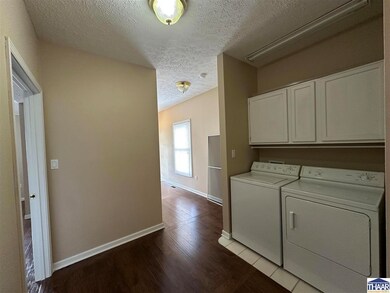 869 E Vincennes St, Linton, IN 47441 - photo 6