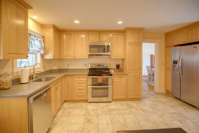 309 Main St, Lancaster, NH 03584 - photo 6