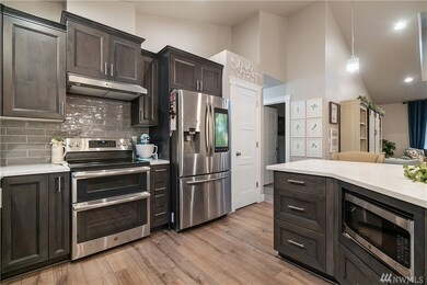 15741 Lawrence Place SE, Yelm, WA 98597 - photo 5