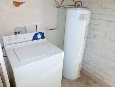 LAUNDRY 1