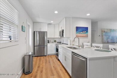 06-Kitchen