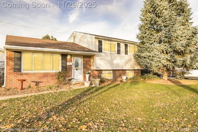 11899 Wheaton Dr, Sterling Heights, MI 48313 - photo 4