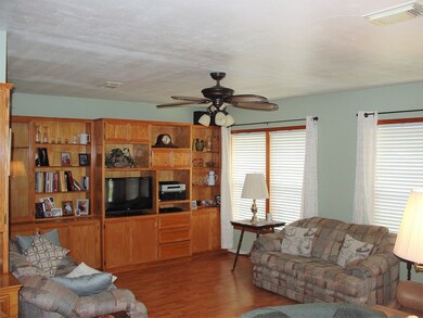 1403 Penick Rd, Waller, TX 77484 - photo 6