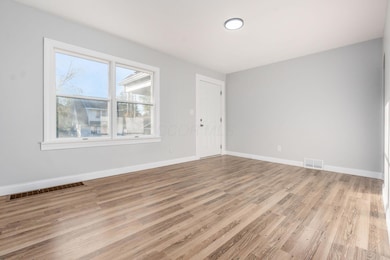 274 N Wayne Ave, Columbus, OH 43204 - photo 3