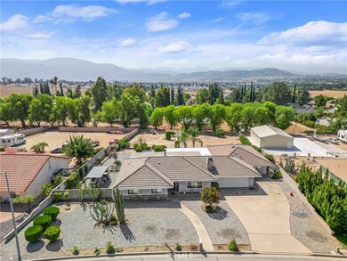 4140 Mockingbird Ln, Banning, CA 92220 - photo 4
