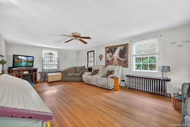 6 Waldron Terrace, Sloatsburg, NY 10974 - photo 4