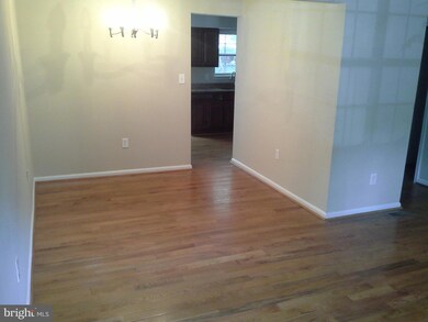 15354 Inlet Place, Dumfries, VA 22025 - photo 3