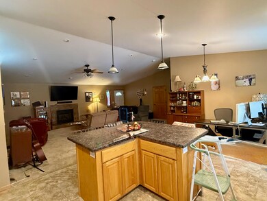 711 W 16th Ave, Mitchell, SD 57301 - photo 5