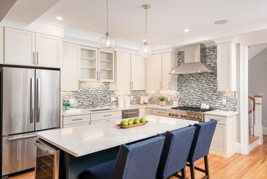 336 Newtonville Ave unit 3, Newtonville, MA 02460 - photo 3