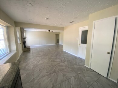 8387 Pebbledowne Dr, Houston, TX 77064 - photo 6