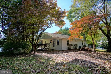 1443 N Lakeshore Dr, Louisa, VA 23093 - photo 3