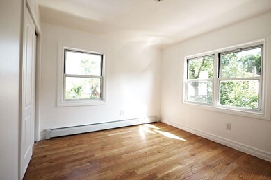 10923 156th St, Jamaica, NY 11433 - photo 6