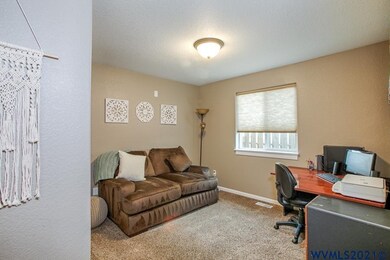 1226 S 8th St, Independence, OR 97351 - photo 5