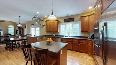 5 River Bend Rd, Upton, MA 01568 - photo 3