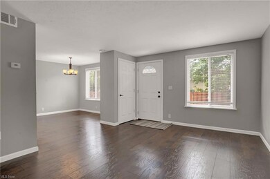 Opposite view of Family room, looking towards entr