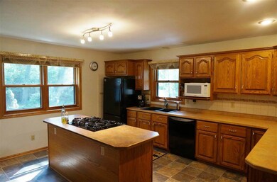 421 Game Ridge Trail, Oregon, WI 53575 - photo 3