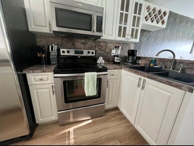 821 SW 2nd St unit 9, Miami, FL 33130 - photo 5