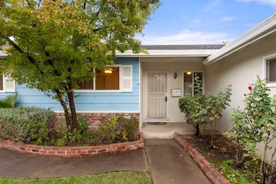 5425 Kirkland Way, Carmichael, CA 95608 - photo 3