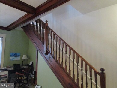 934 N Front St, Reading, PA 19601 - photo 6