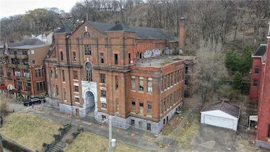 42 Pius St, Pittsburgh, PA 15203 - photo 2