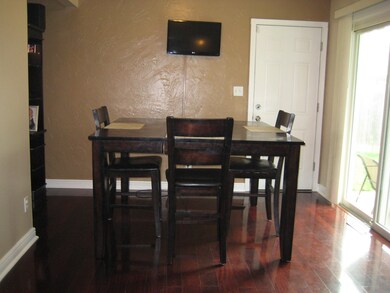 5617 Sandalwood Blvd, Columbus, OH 43229 - photo 5