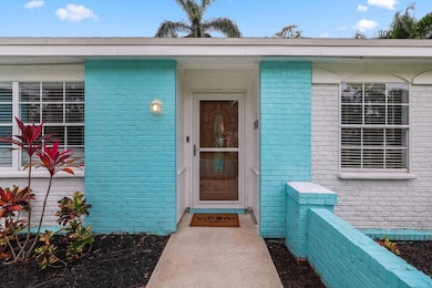 5554 Hibiscus Rd, Jupiter, FL 33458 - photo 3