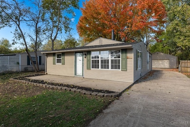 1507 Pershing Ave, Middletown, OH 45044 - photo 2