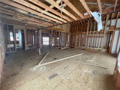 1402 Upton Ct, Raymore, MO 64083 - photo 3