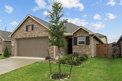 18466 Cobalt Cove Ln, Hockley, TX 77447 - photo 2