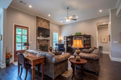 125 Downing St, Oxford, MS 38655 - photo 6