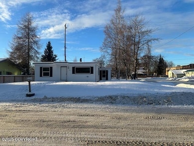 2912 Eide St, Anchorage, AK 99503 - photo 2