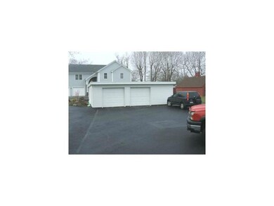 395 Turner Rd unit 2, Middletown, RI 02842 - photo 2