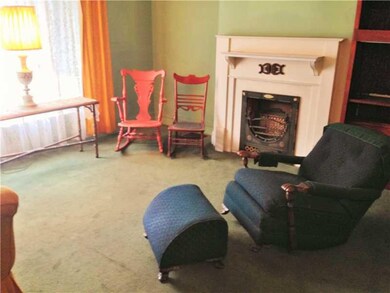 114 Jones St, Aliquippa, PA 15001 - photo 2