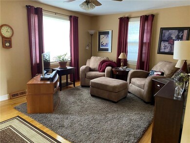 443 Walnut Hill Rd, Woonsocket, RI 02895 - photo 3