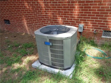 8223 Adrian Dr, Henrico, VA 23294 - photo 7