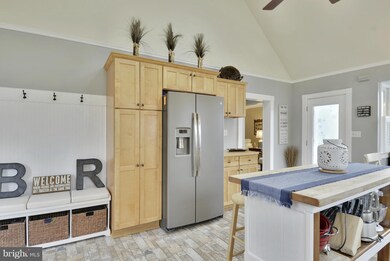 23501 Peach Tree Rd, Clarksburg, MD 20871 - photo 6