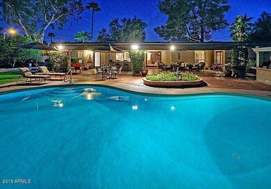 pool_700
