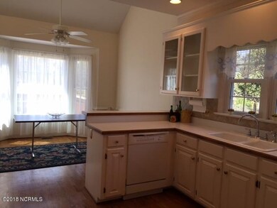 kitchen breakfast room