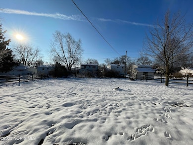 632 Brahier Ln, Maumee, OH 43537 - photo 3