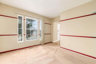 3639 Rocky Rd, Columbus, OH 43223 - photo 3