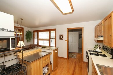 3804 Raven Ln, Rolling Meadows, IL 60008 - photo 5