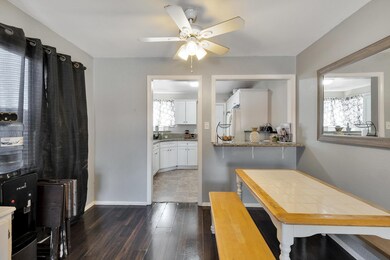 dining kitchen 9