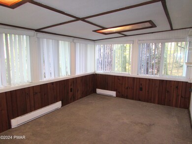 106 Hickory Dr, Hawley, PA 18428 - photo 4